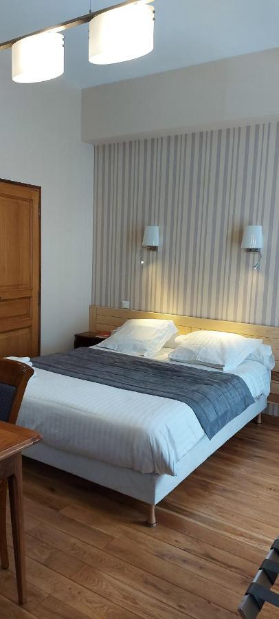 Hotel La Montagne Fleurie บาแรฌ ภายนอก รูปภาพ