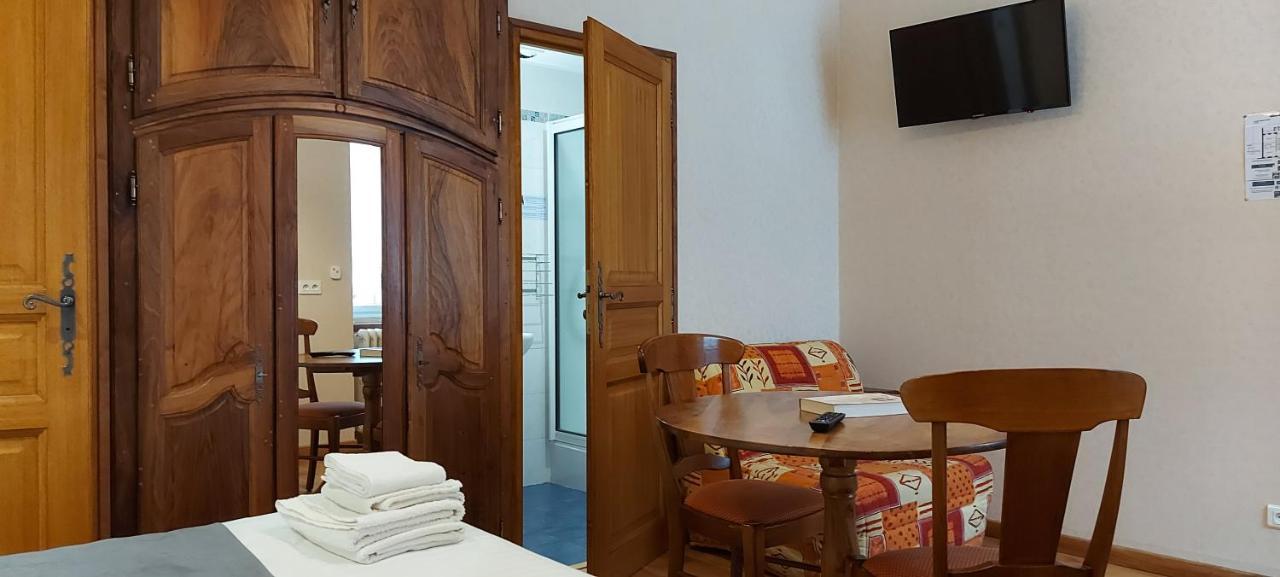 Hotel La Montagne Fleurie บาแรฌ ภายนอก รูปภาพ